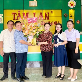 Trà Tâm Lan đón niềm vui Ngày Doanh nhân Việt Nam 13/10!